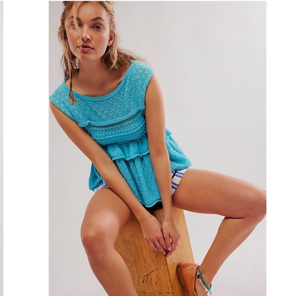 Free People Juliette Ruffle Top size Medium Blue